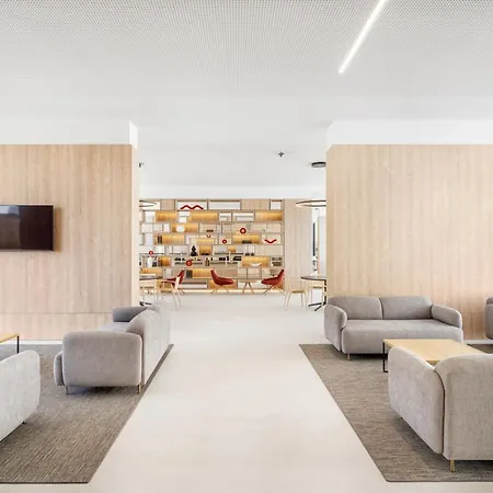 Hotel Moov Oriente Lisbon