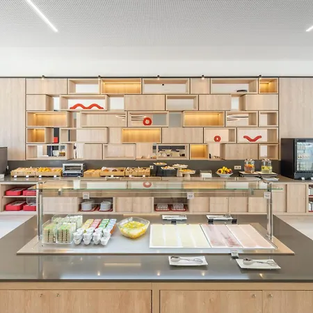 Moov Oriente Hotel 2*