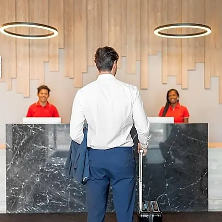 Moov Oriente Hotell