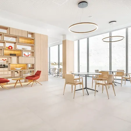 Moov Oriente 호텔